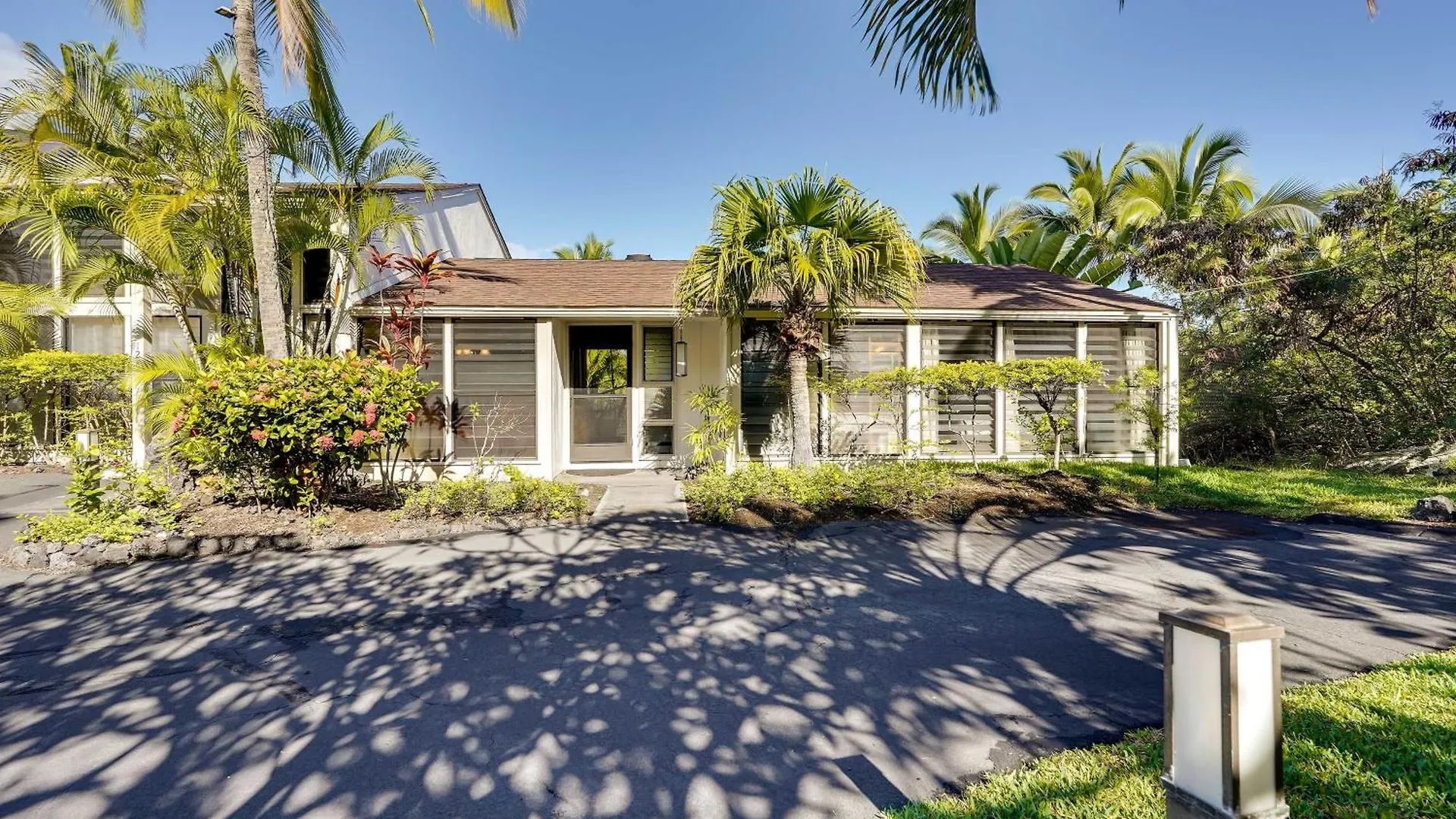 1 Mi To Beach Kailua-Kona Condo With Pool Access!