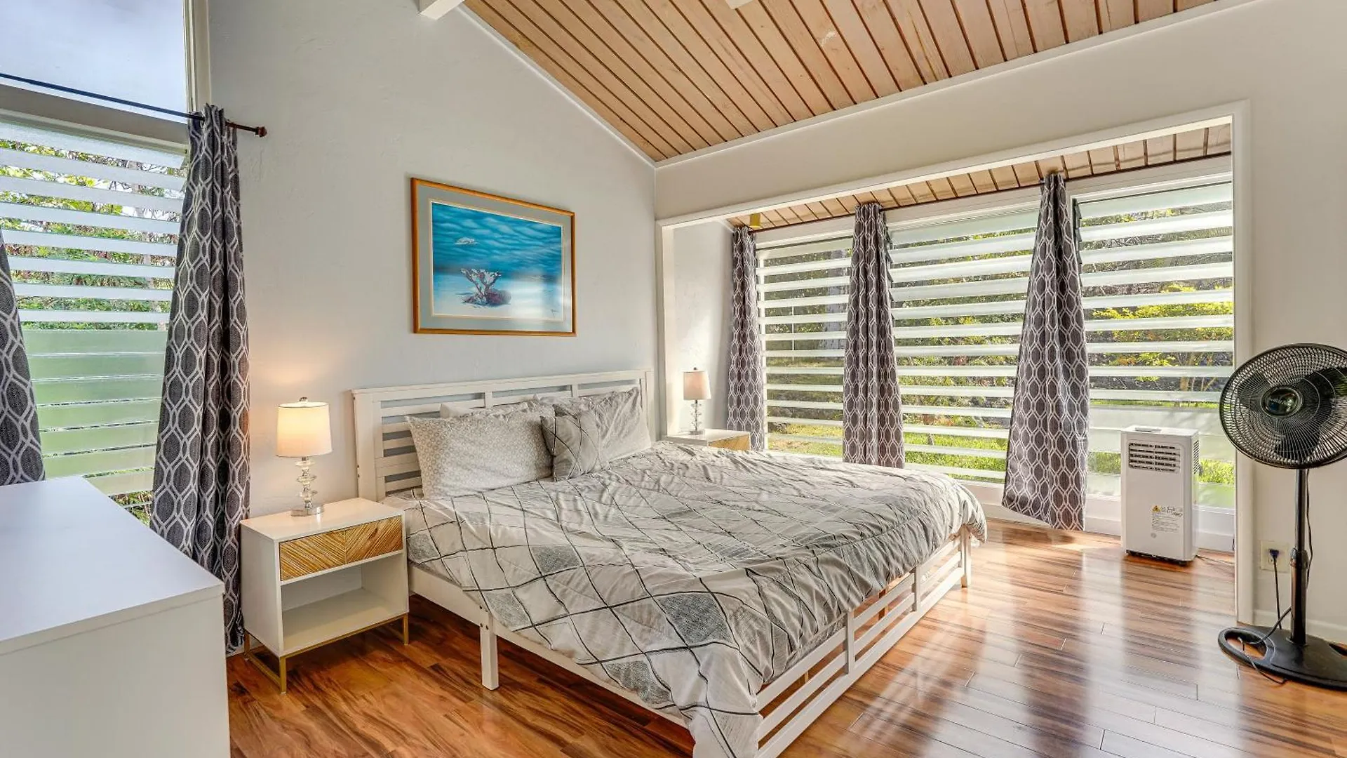 Apartment 1 Mi To Beach Kailua-Kona Condo With Pool Access!