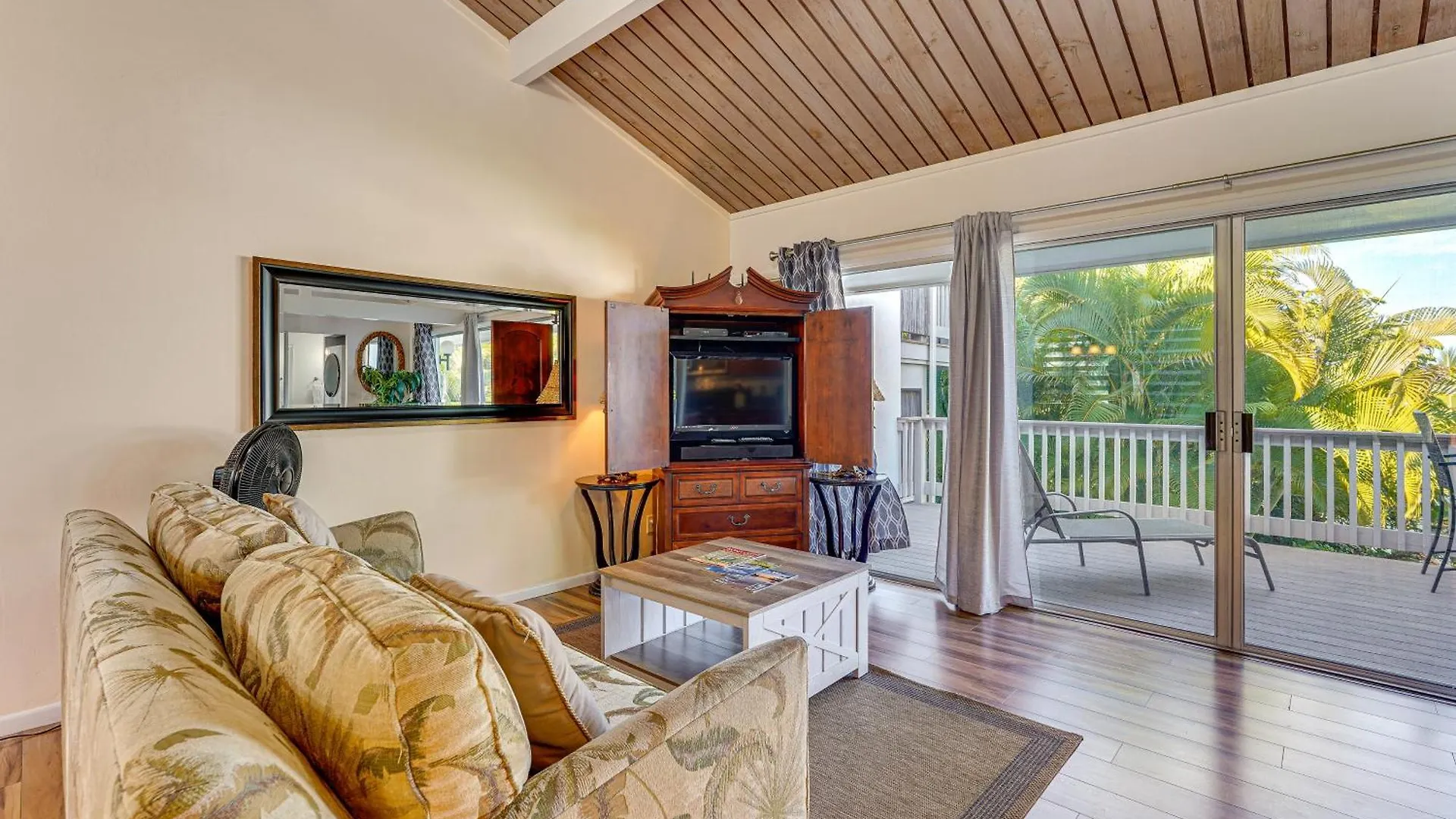 1 Mi To Beach Kailua-Kona Condo With Pool Access! Apartment